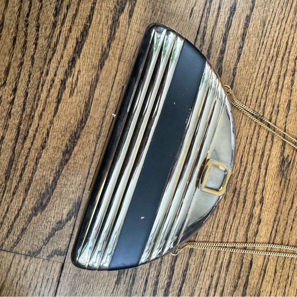 Vintage metal clutch/purse! - Picture 4 of 6